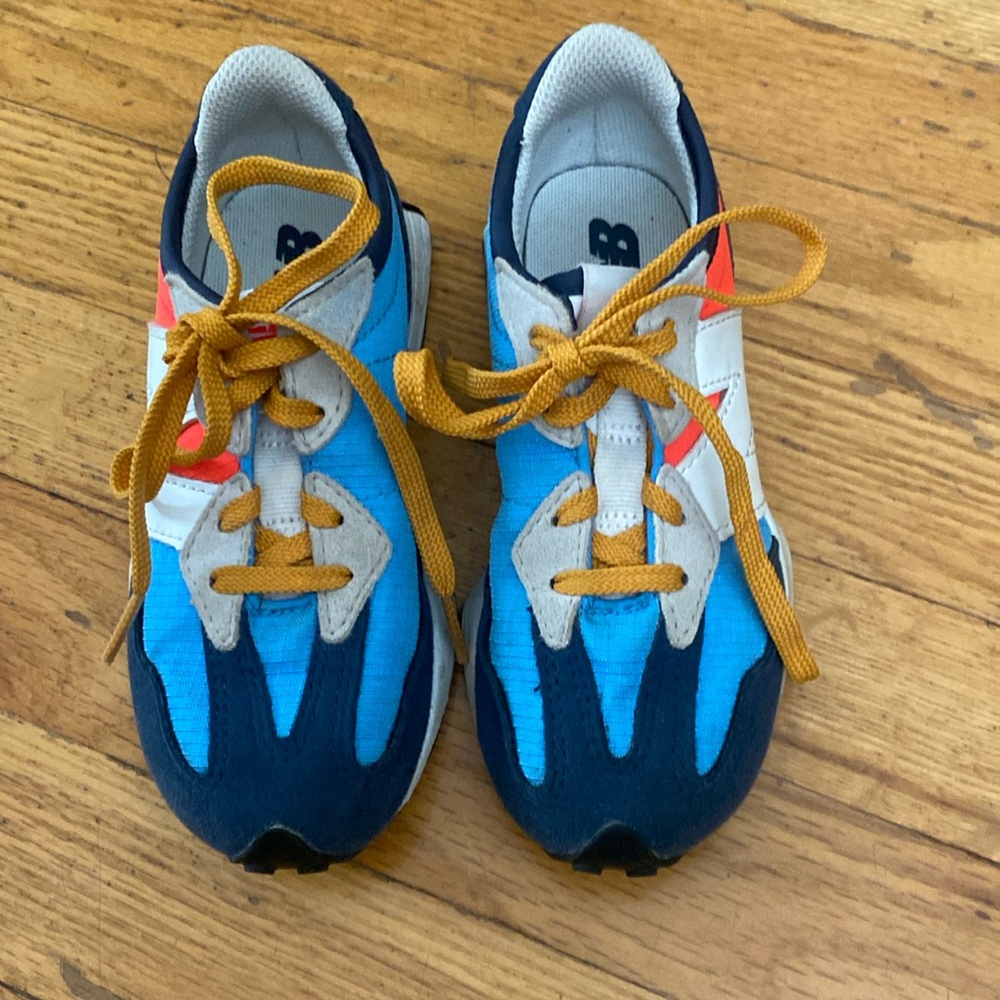 Little girls new balance sneakers